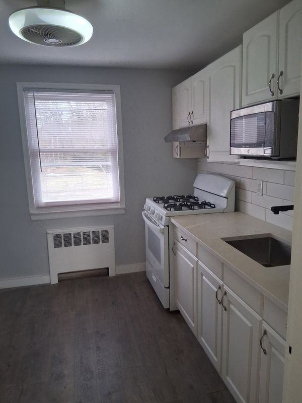 1537A Saint George Ave - Photo 5 of 7