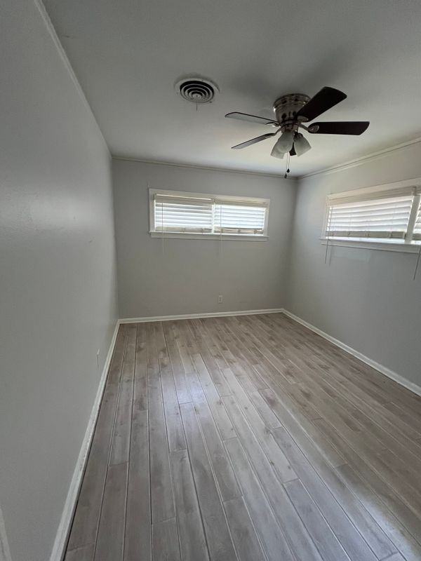 7326 Cameo St - Photo 3 of 6