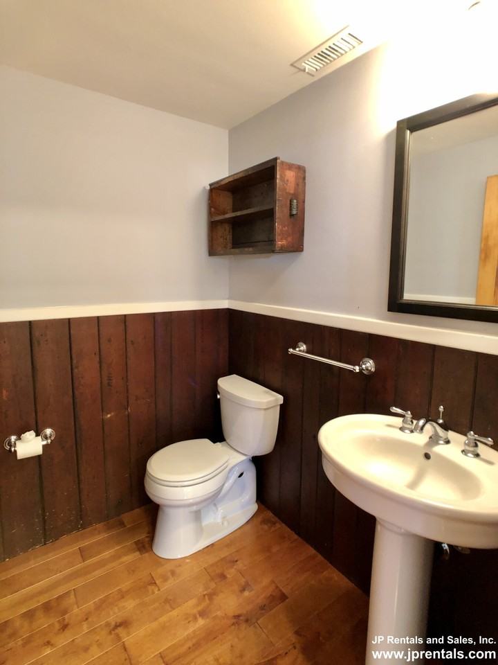 49 Pond St #C - Photo 4 of 15