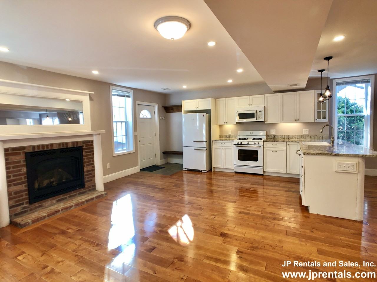 49 Pond St #C - Photo 6 of 15