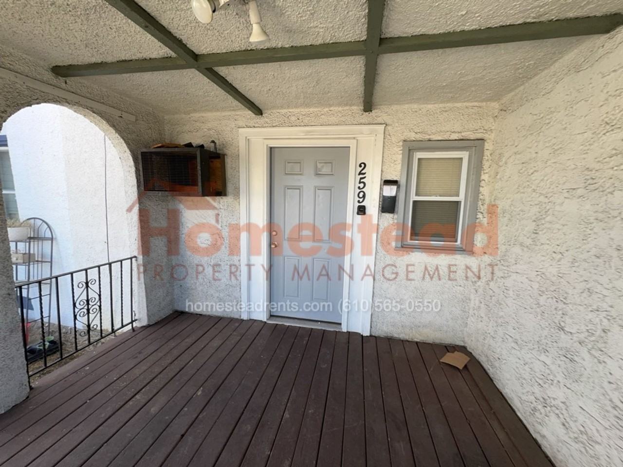 259 Heather Rd - Photo 2 of 17