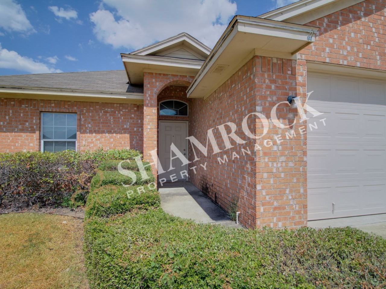 3053 Clydesdale Way - Photo 3 of 18