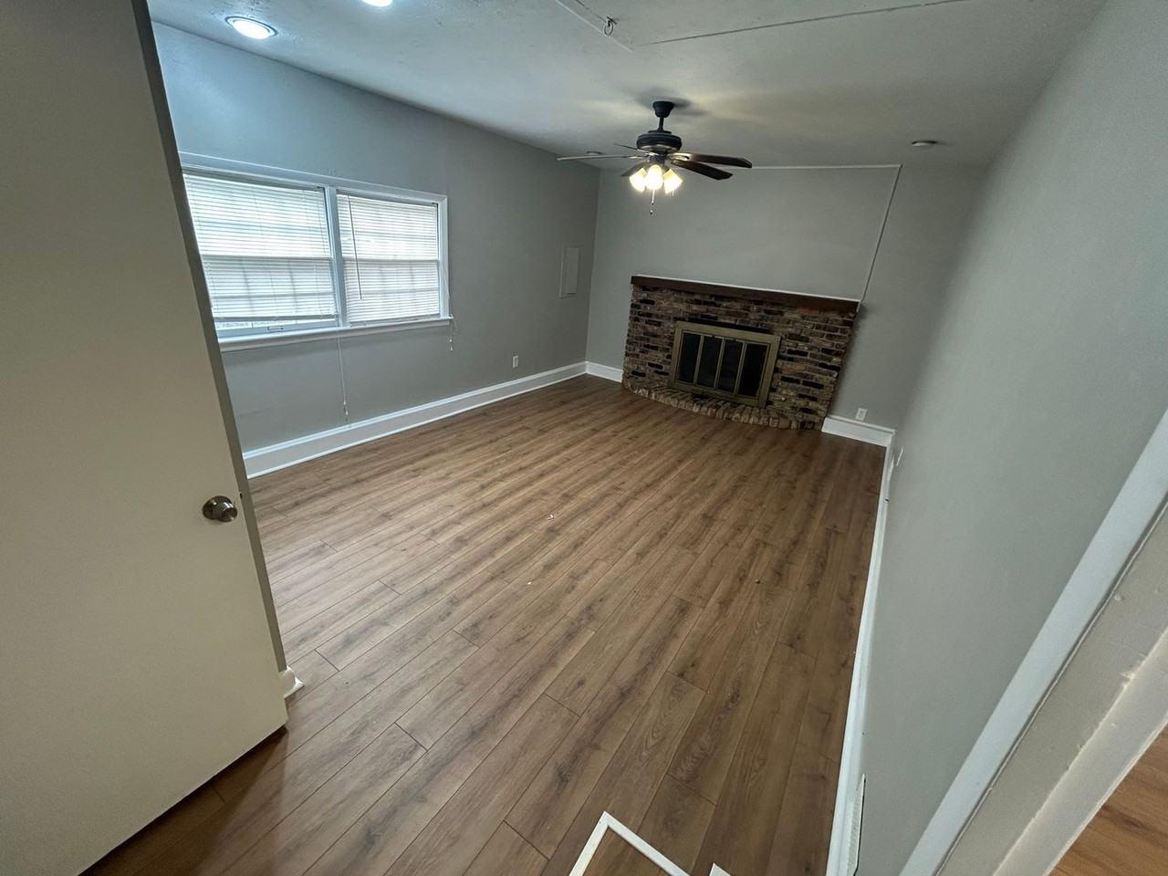 2821 Cora Hill Ave Nw - Photo 2 of 11