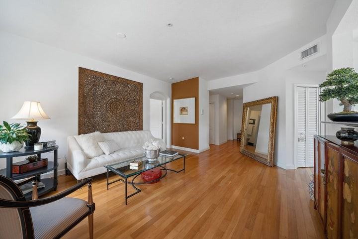 11011 Legacy Lane #306 - Photo 6 of 8