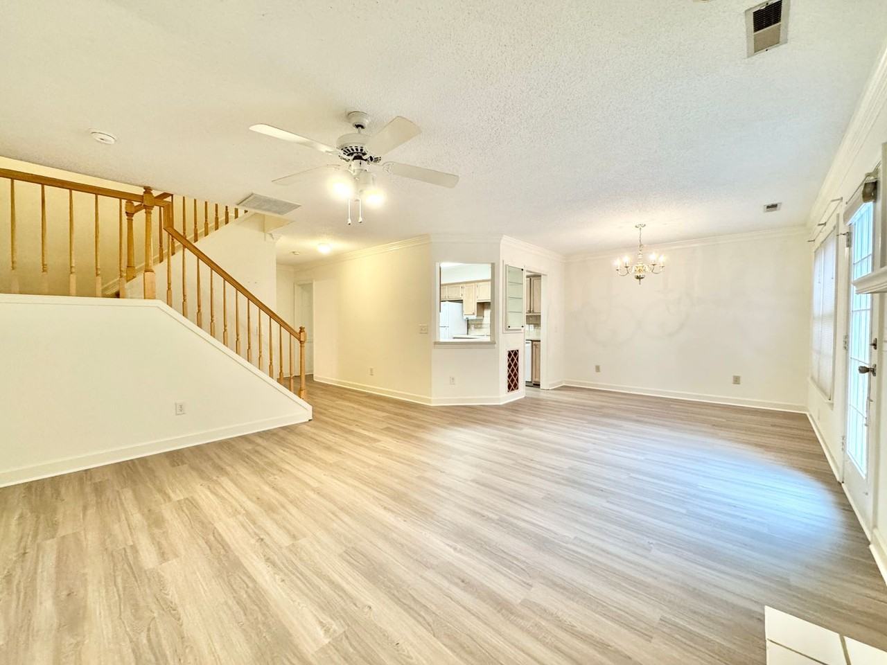 21 Cedar Knoll Dr - Photo 2 of 20