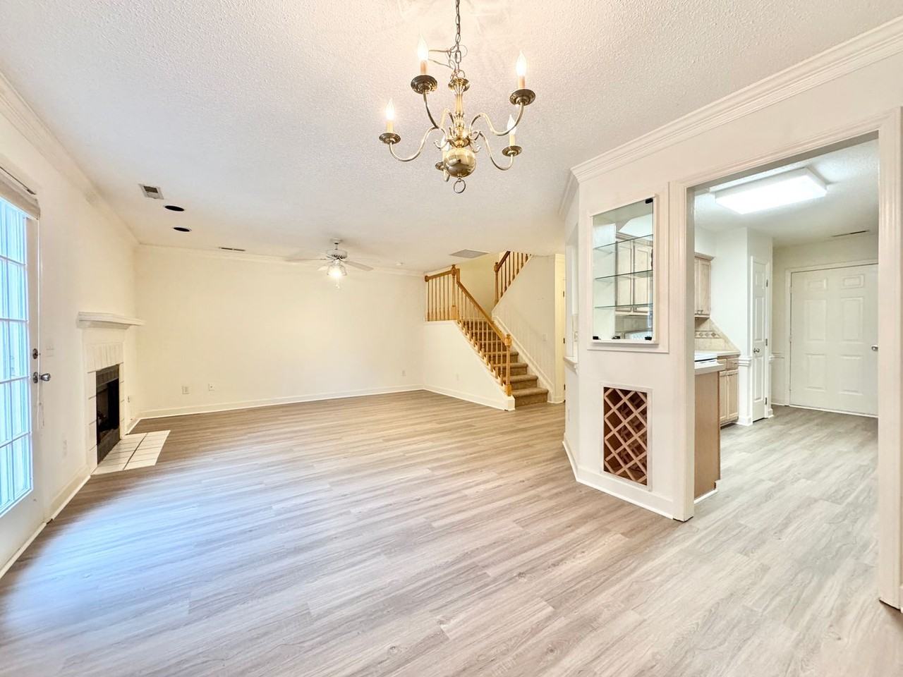 21 Cedar Knoll Dr - Photo 4 of 20