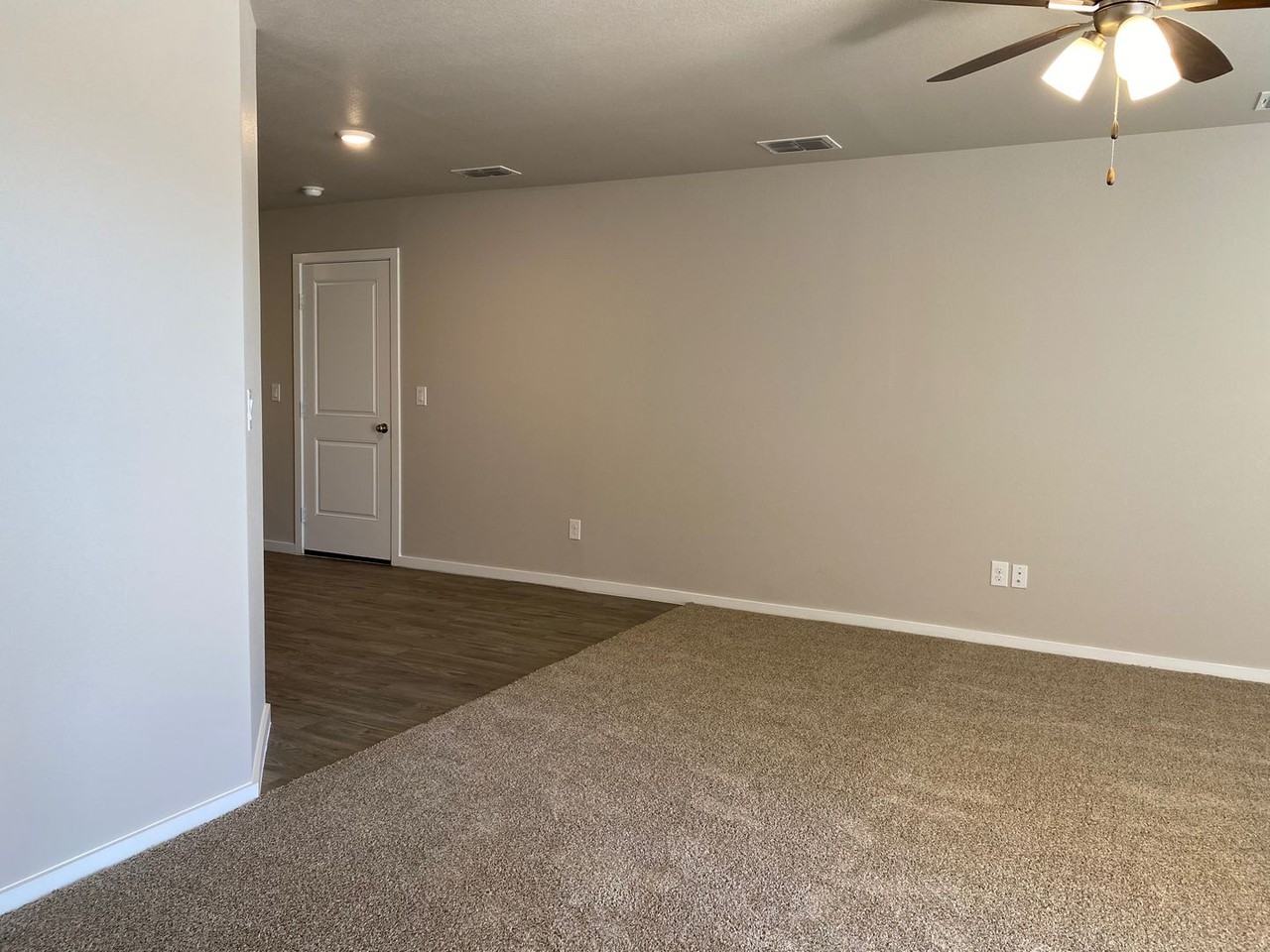 13807 Paris Ave - Photo 6 of 14