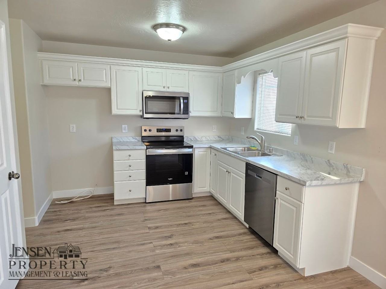 1735 W 540 N #2801 - Photo 7 of 24