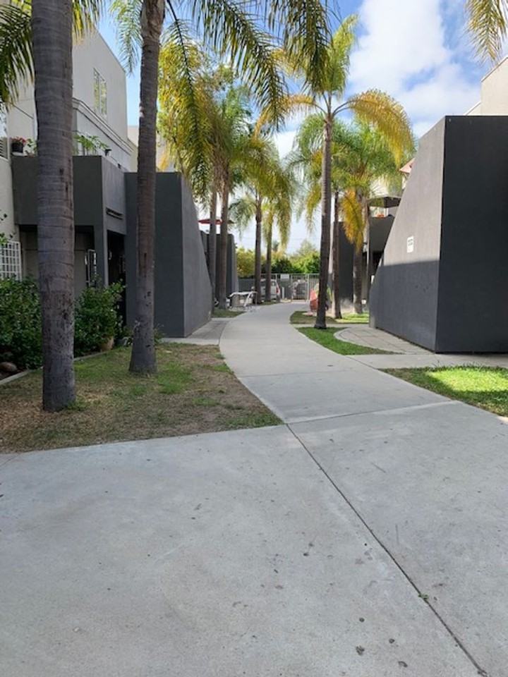 3850 47th St #203 - Photo 2 of 18