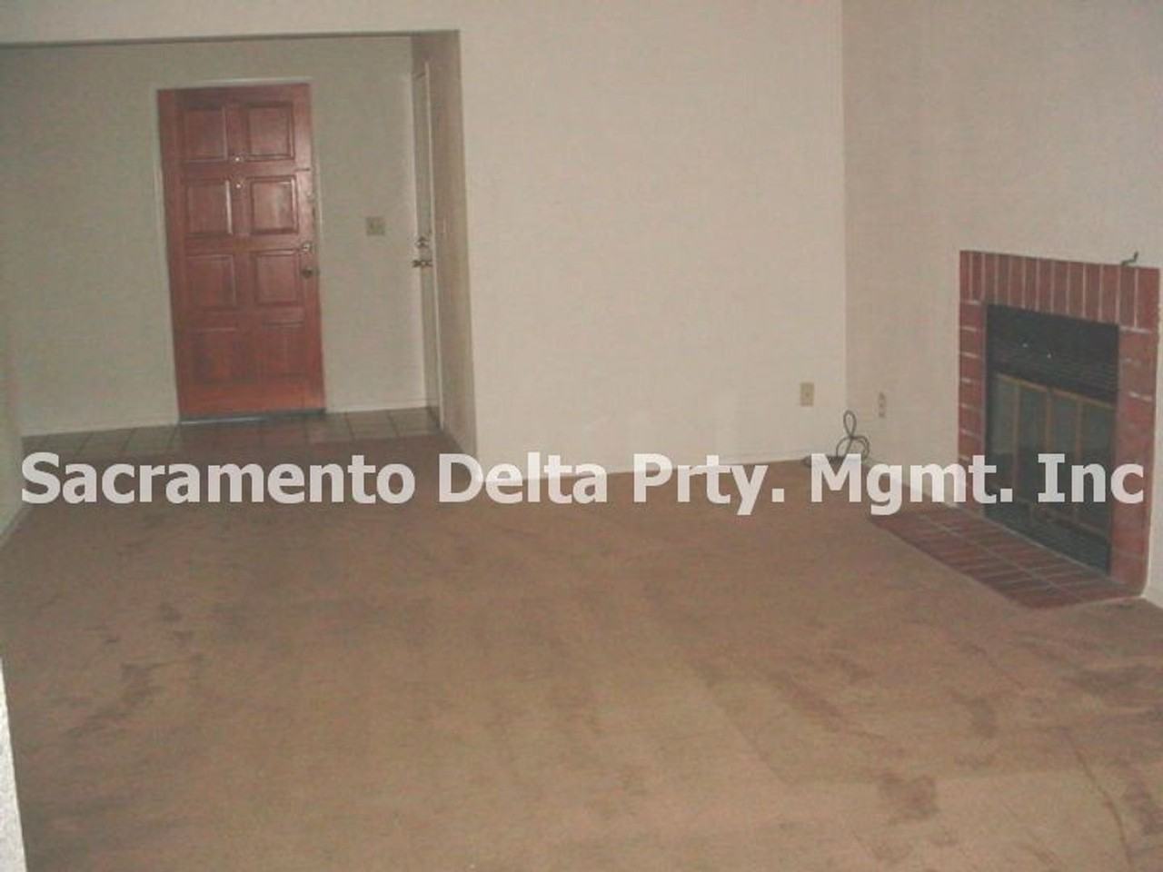 1042 Johnfer Way - Photo 2 of 15