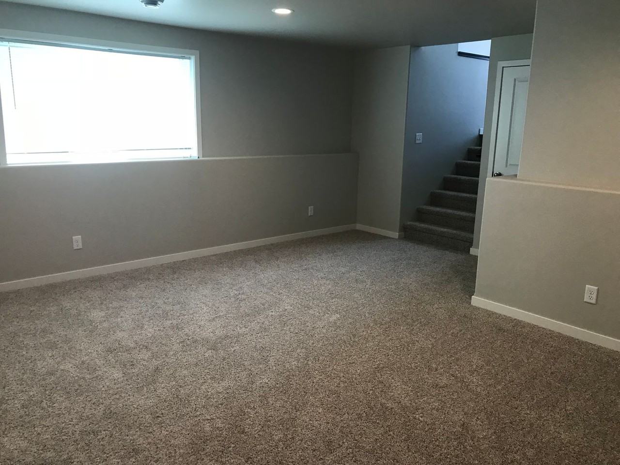 2625 2625 5th Ct W - DO NOT RENT - Photo 6 of 10