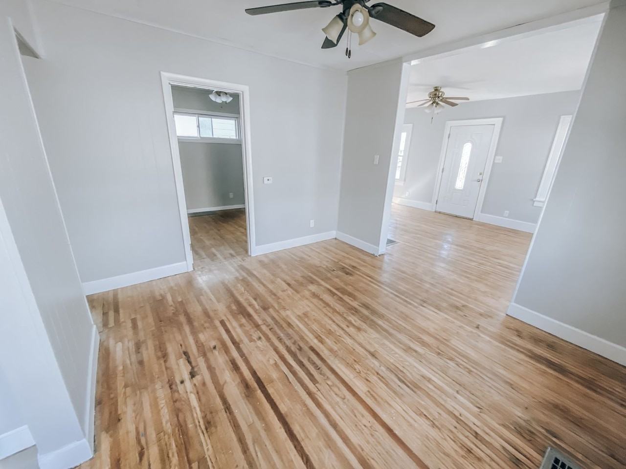 2205 N 23rd St - Photo 3 of 16