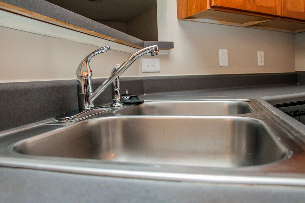 705 Walker Sq #2D - Photo 7 of 15