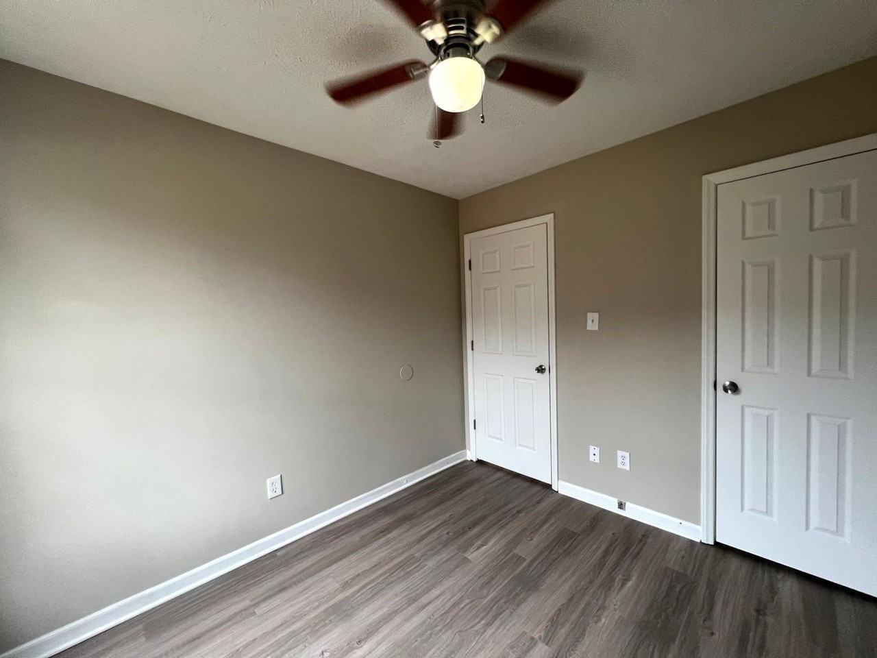 544 Auburndale Ln - Photo 7 of 16