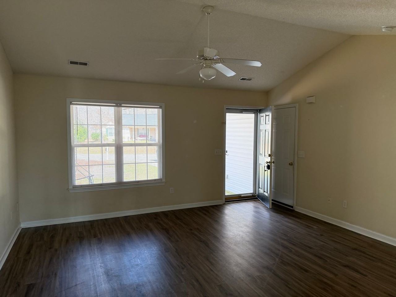 7390 Crystal Stone Ct - Photo 2 of 3