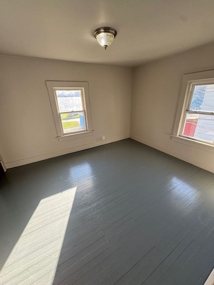 4021 Lafayette St - Photo 6 of 9