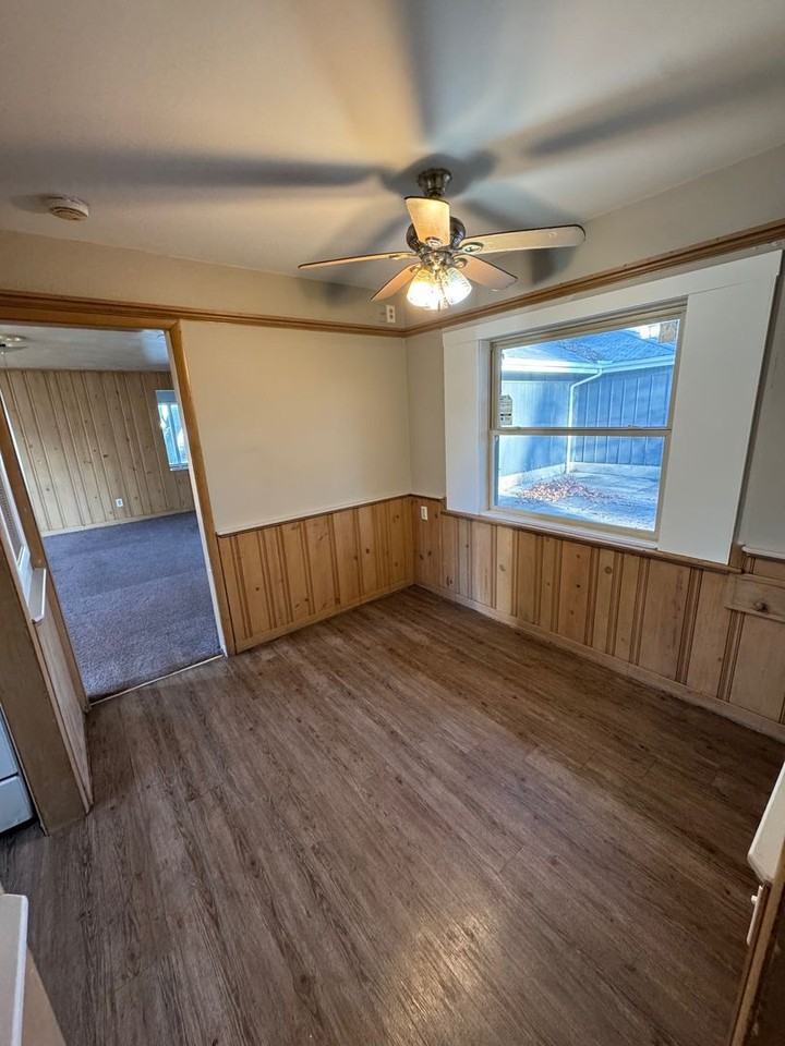 4122 Hiawatha Blvd - Photo 3 of 12