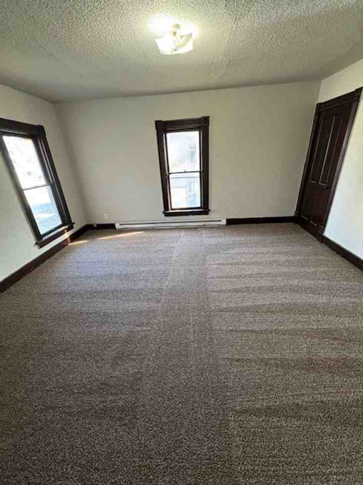 1026 Rivermet Ave - Photo 7 of 9