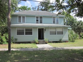 featured image of 722 Ne 3rd Ave