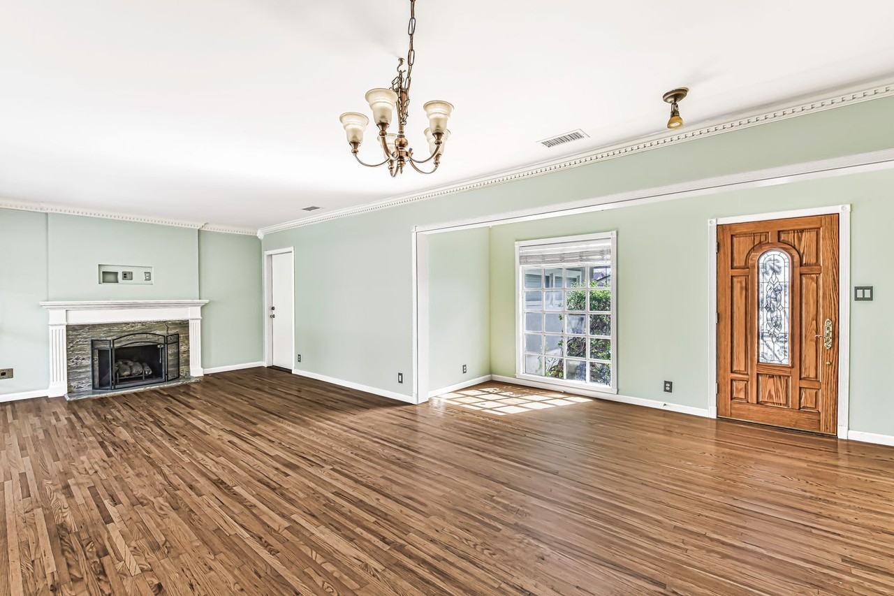 6749 E Stearns St - Photo 2 of 18