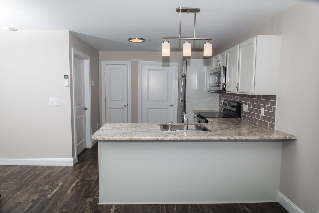 69A Premier Dr - Photo 7 of 14