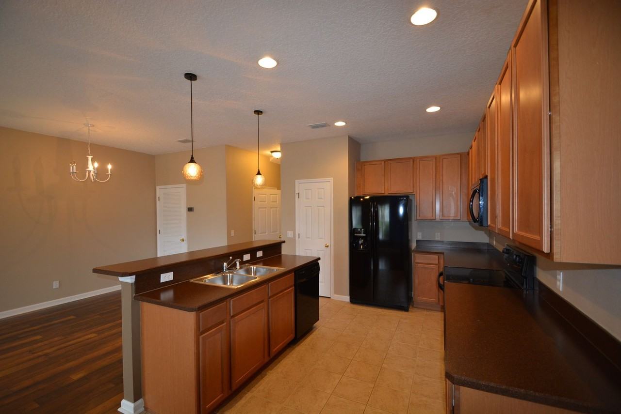 2570 Revolution St #101 - Photo 3 of 14