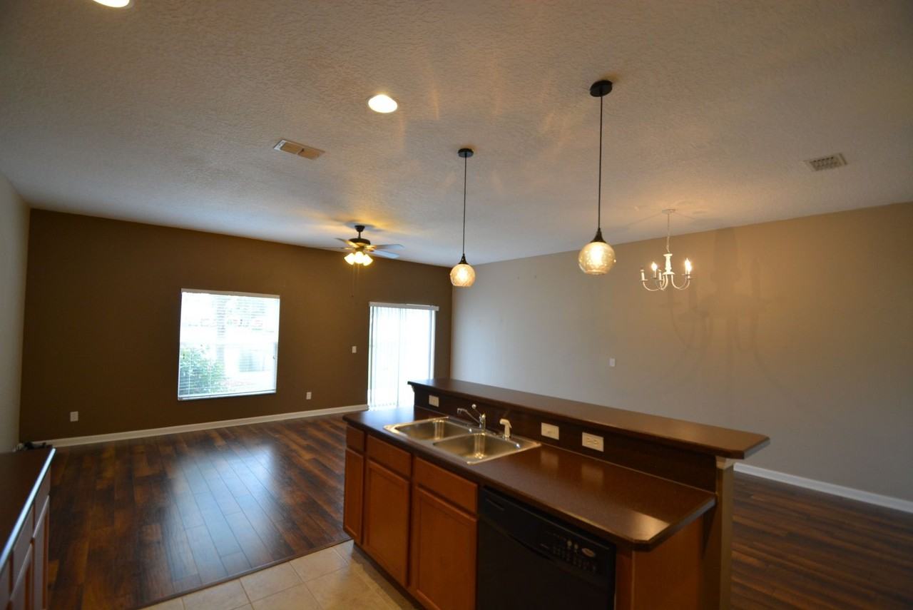 2570 Revolution St #101 - Photo 4 of 14