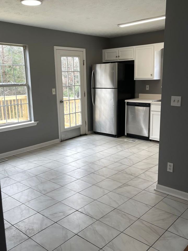 112 Harvard Dr - Photo 7 of 21