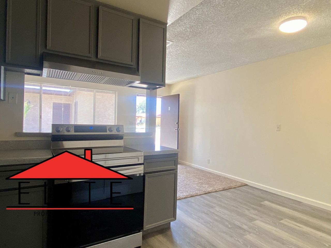 645 E Ridgecrest Blvd - Photo 7 of 13