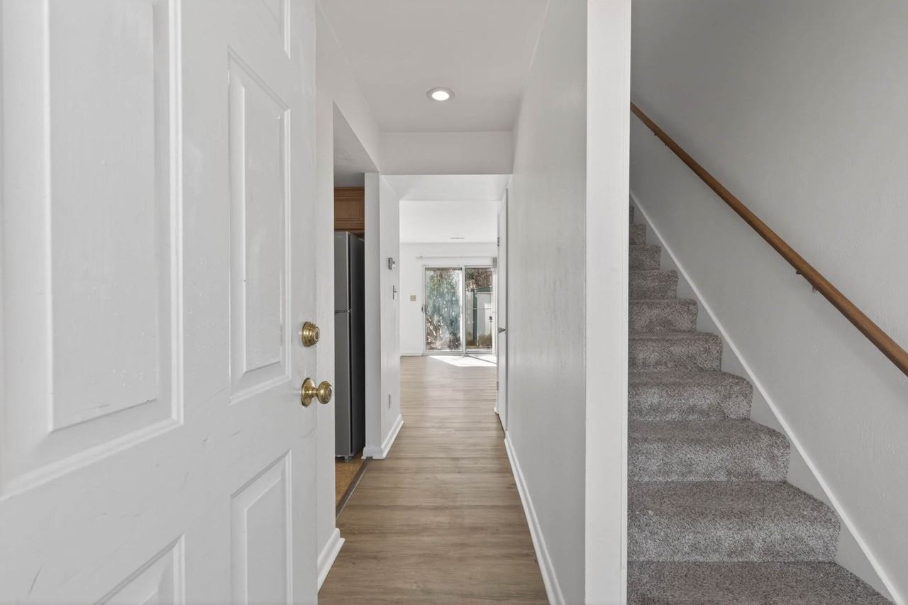 3888 Staffordshire Ln - Photo 2 of 12