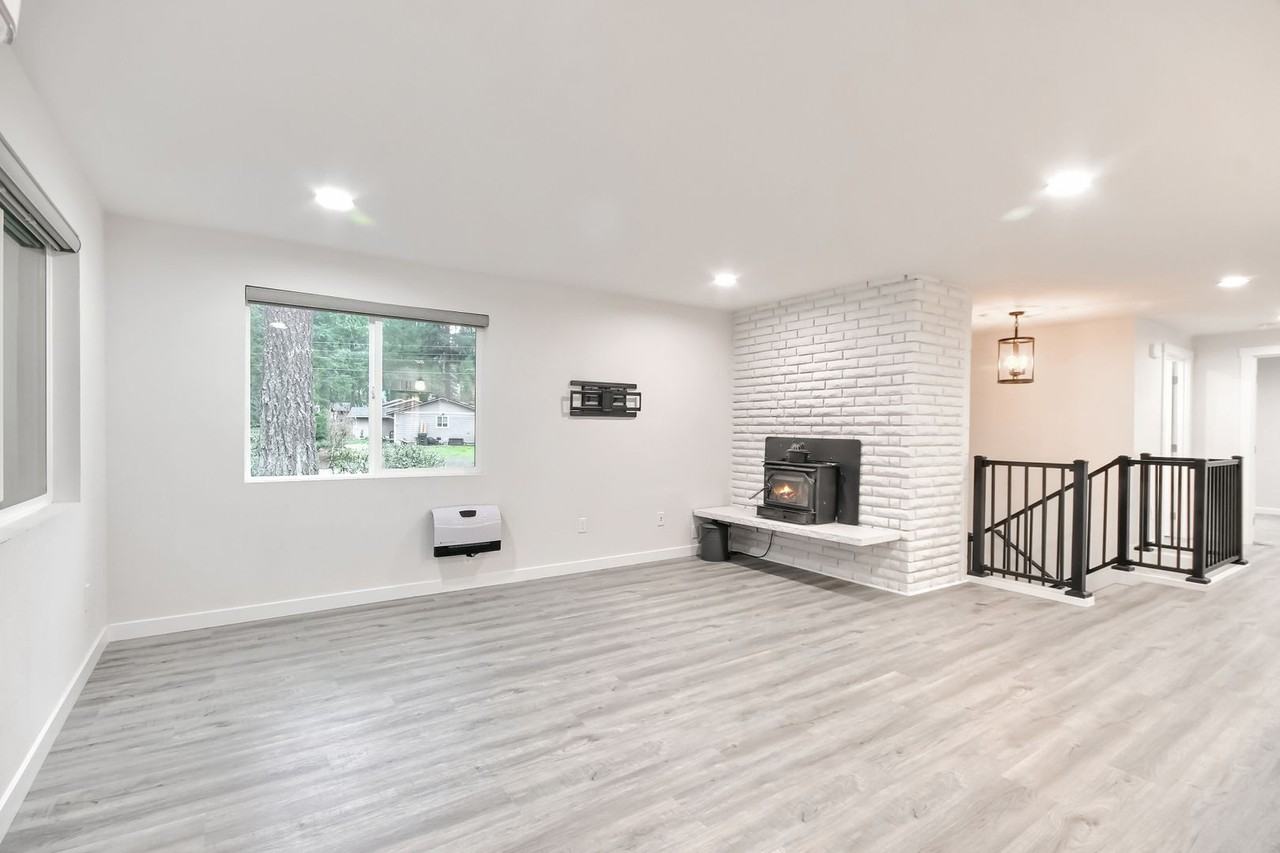 17805 Se 144th St - Photo 3 of 30