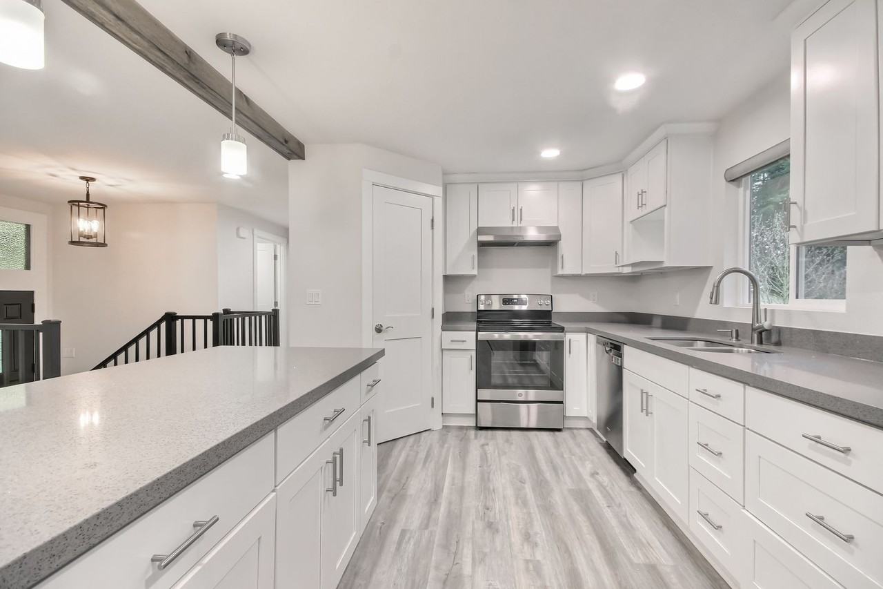 17805 Se 144th St - Photo 7 of 30