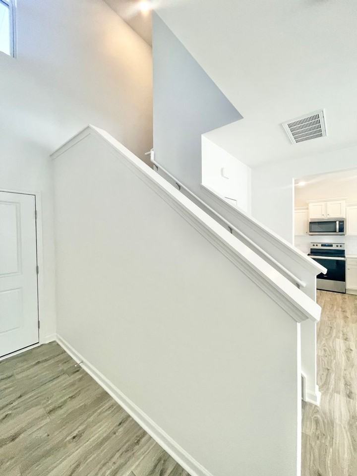 106 Gaelic Dr - Photo 6 of 18