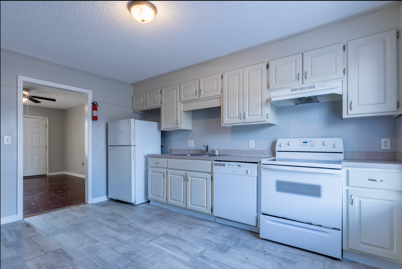 126 Tonyota Ct - Photo 5 of 8
