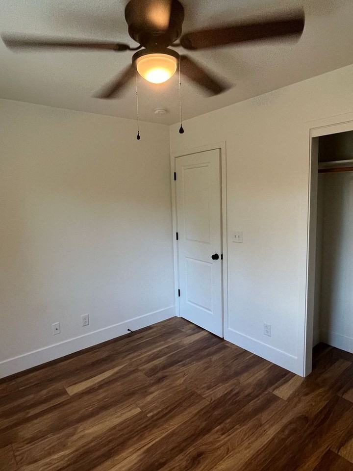 1129 Stewart Ave #B - Photo 7 of 11