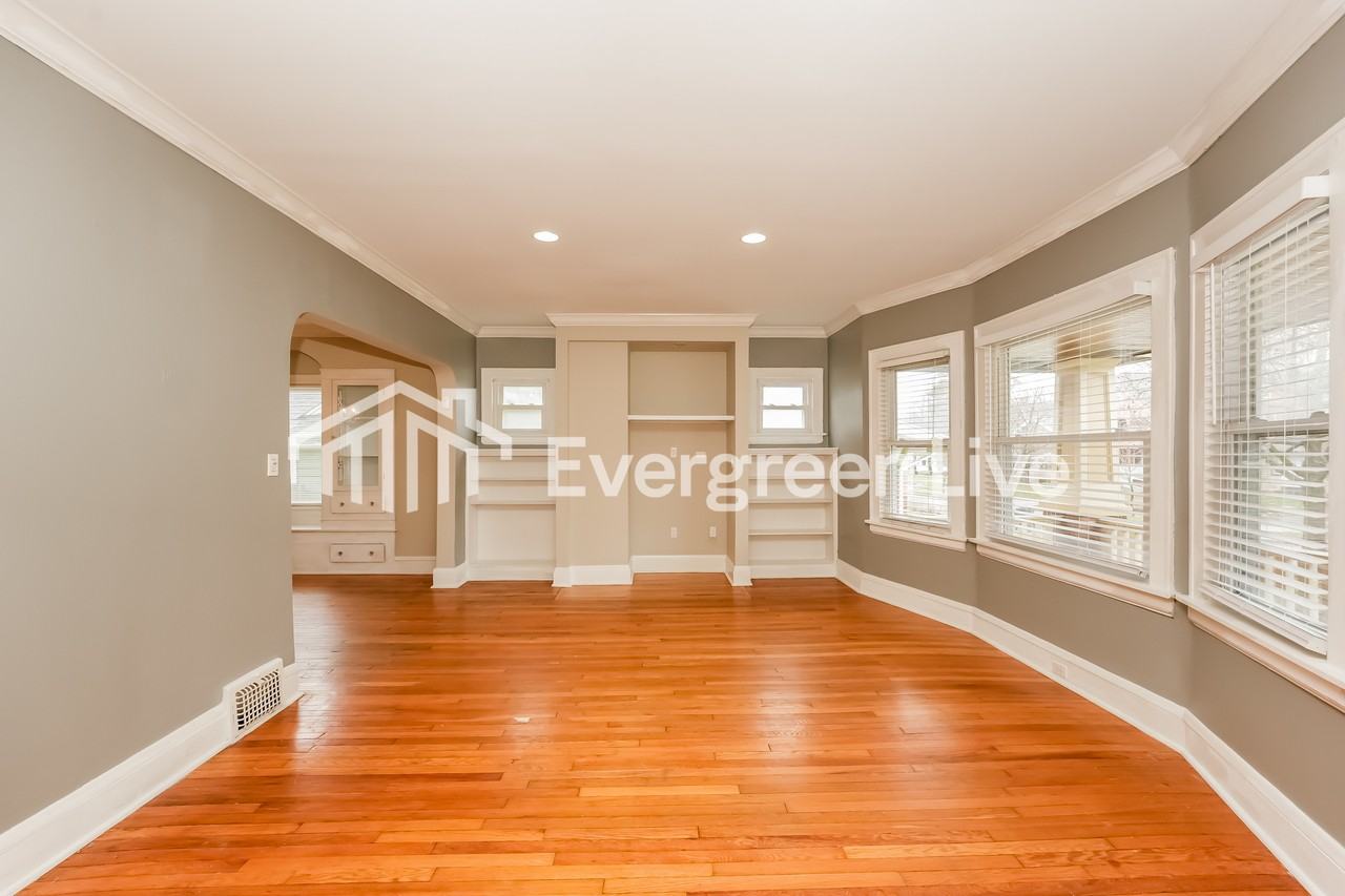 3406 Beechwood Ave - Photo 2 of 15