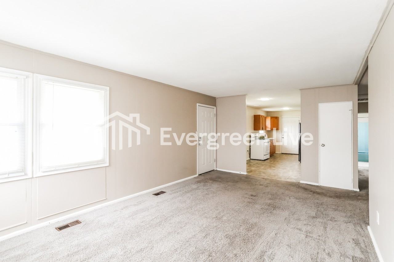 2534 Adams Rd - Photo 4 of 15