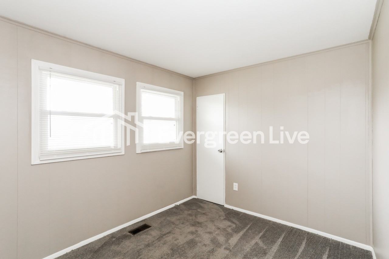 2534 Adams Rd - Photo 7 of 15