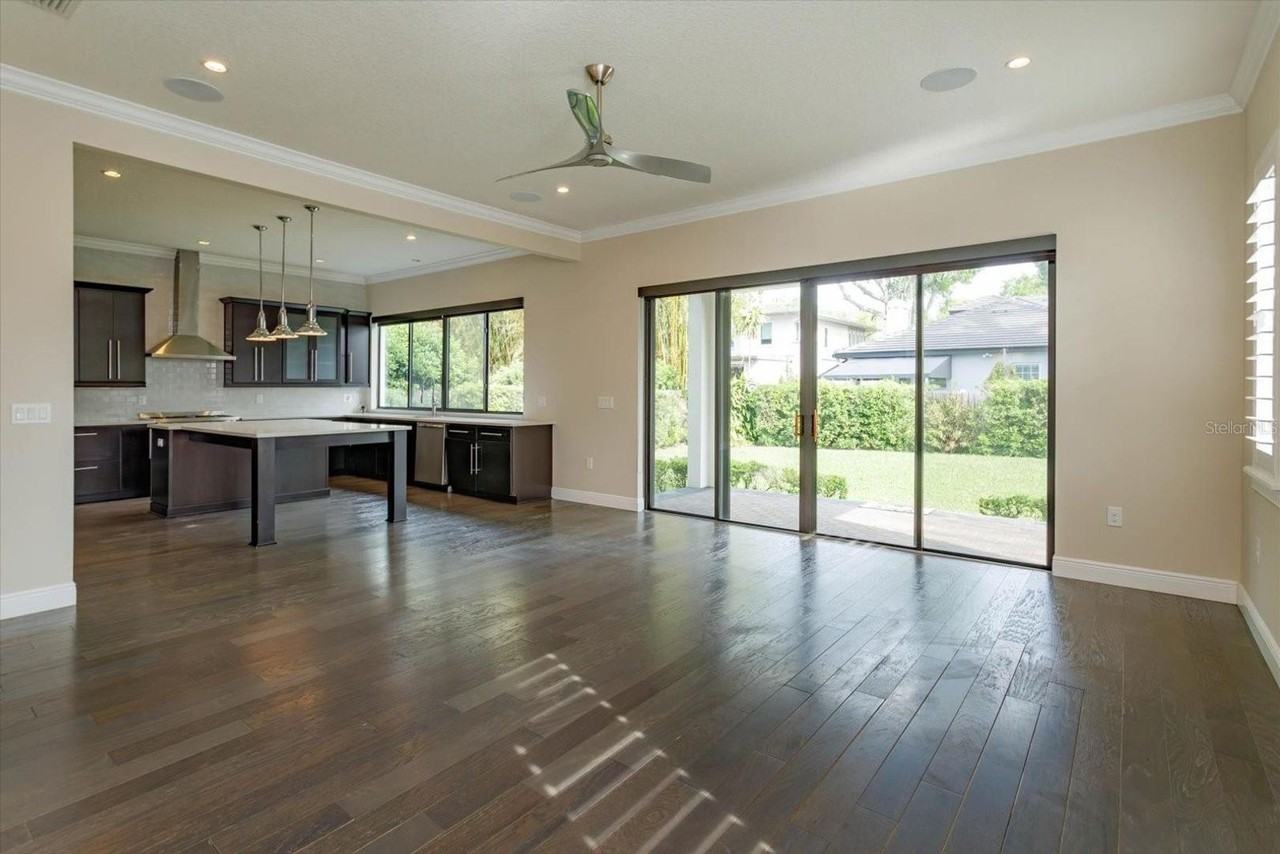 1441 Oneco Ave - Photo 6 of 35