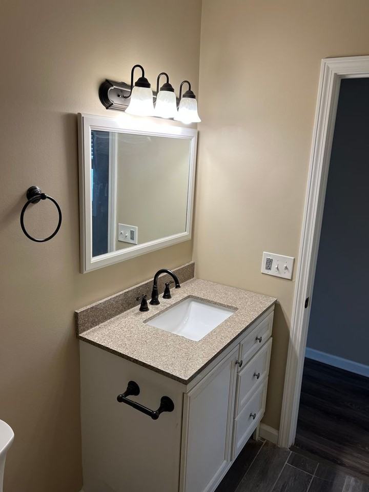 1006 Lake Ave - Photo 4 of 19