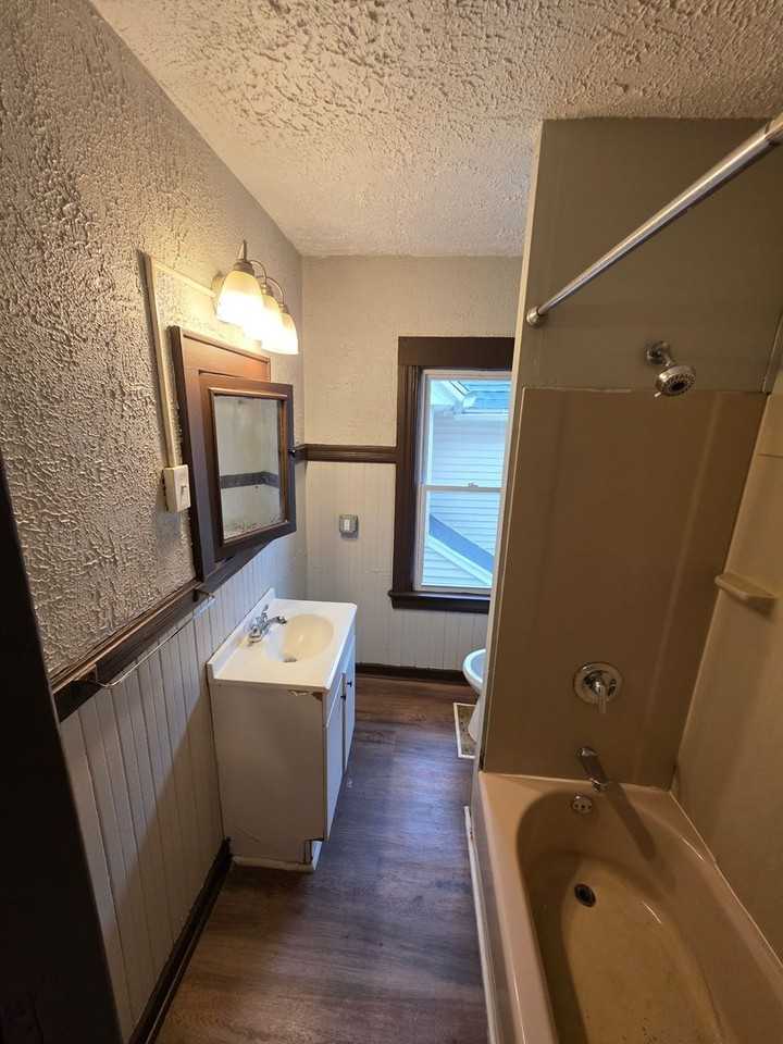 19 Texas St - Photo 7 of 13