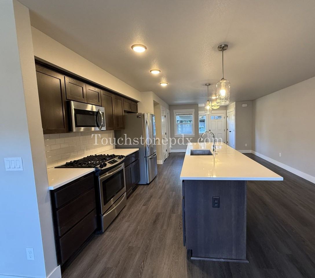 16818 Chula Vista Ave - Photo 3 of 28