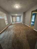 featured image of 751 E 8th St