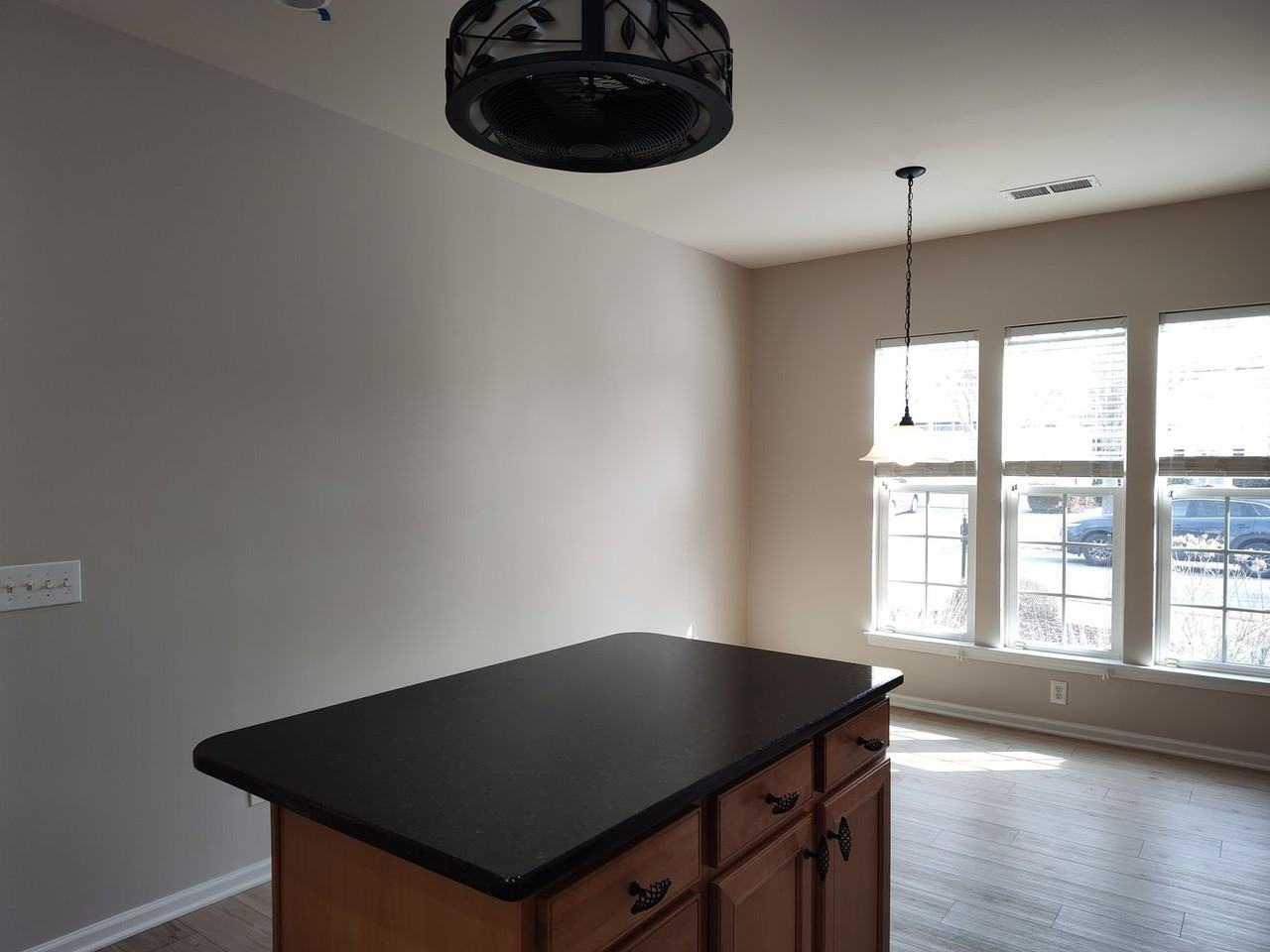 26467 Sandpiper Ct - Photo 7 of 30