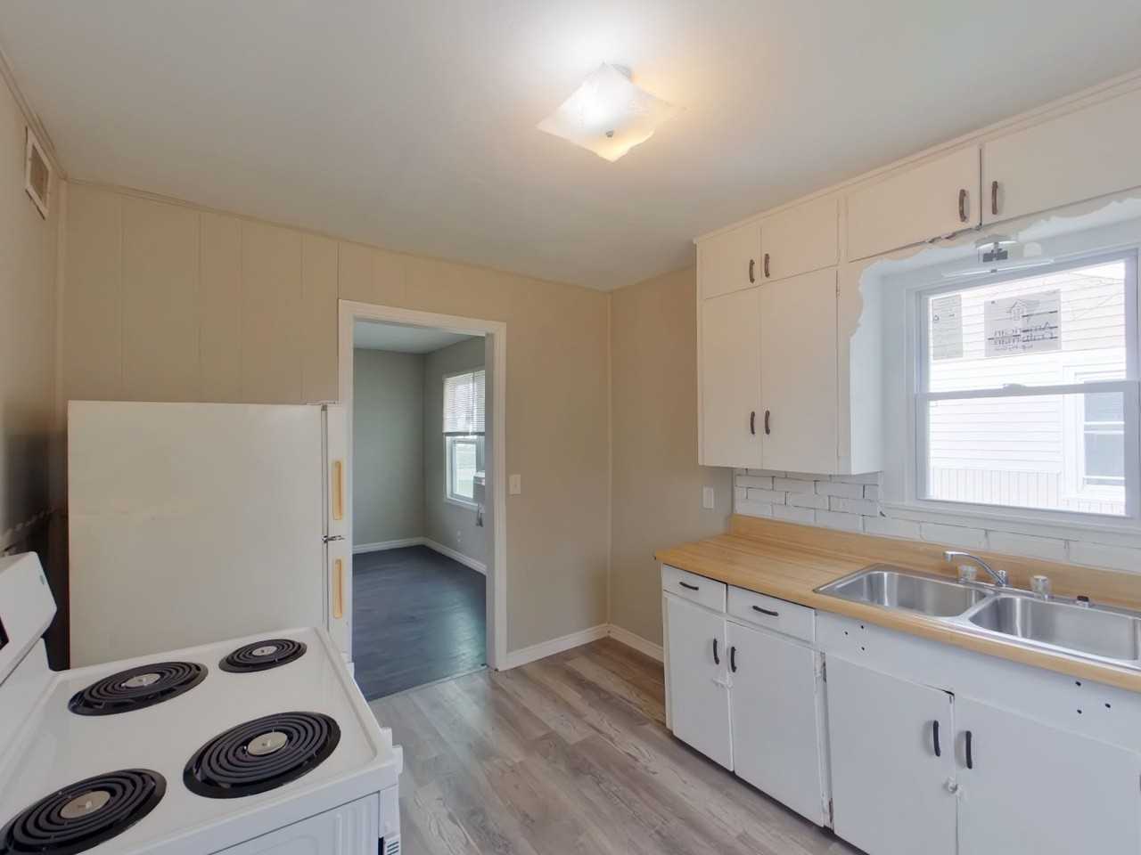 1842 N Minneapolis St - Photo 5 of 9