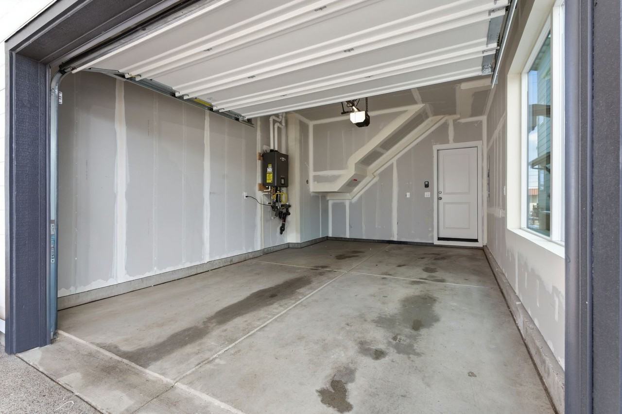 3643 Sw 209th Ave - Photo 3 of 17