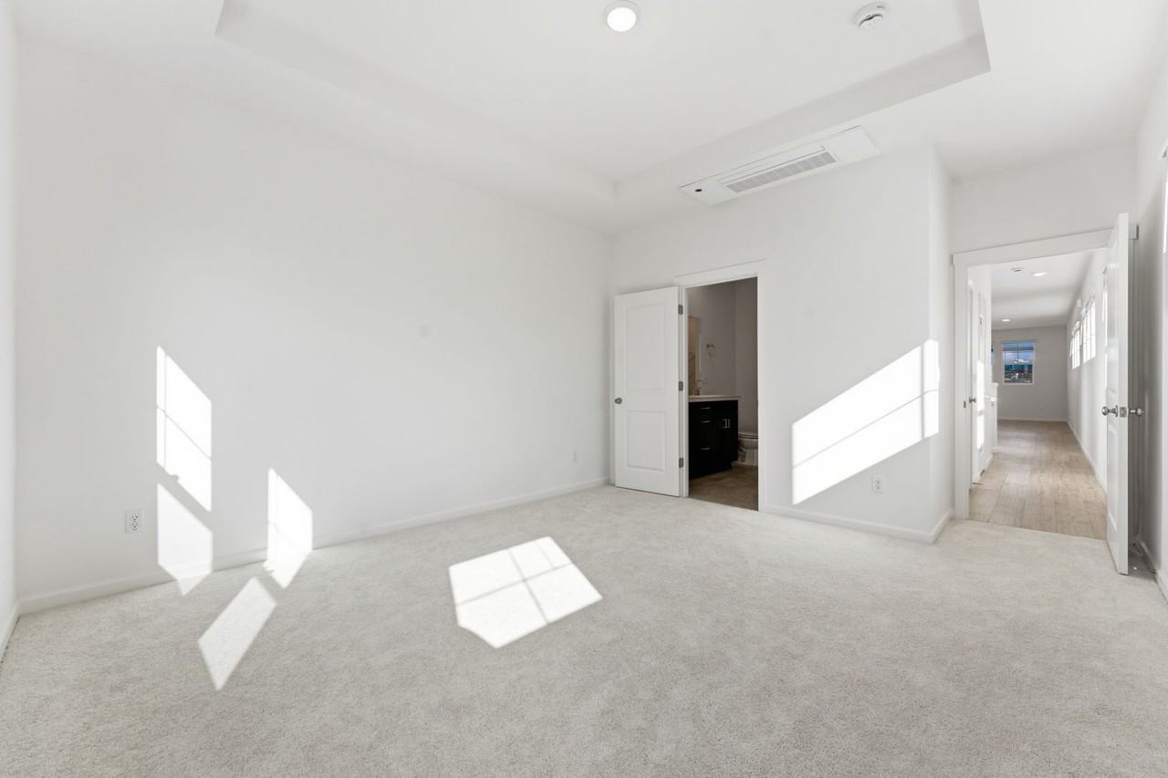 3643 Sw 209th Ave - Photo 7 of 17