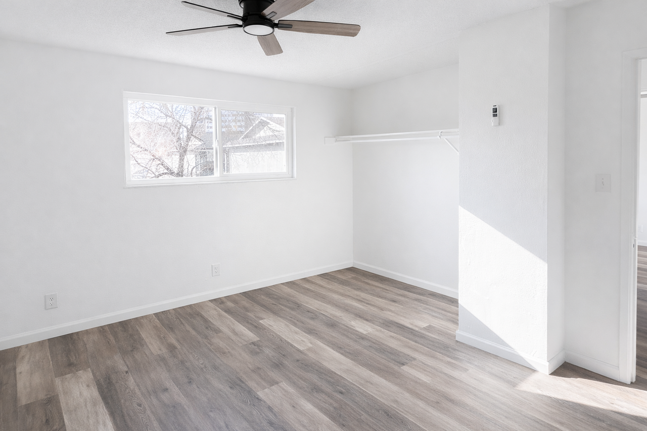 Elm Glen Apartments - Photo 5 of 17