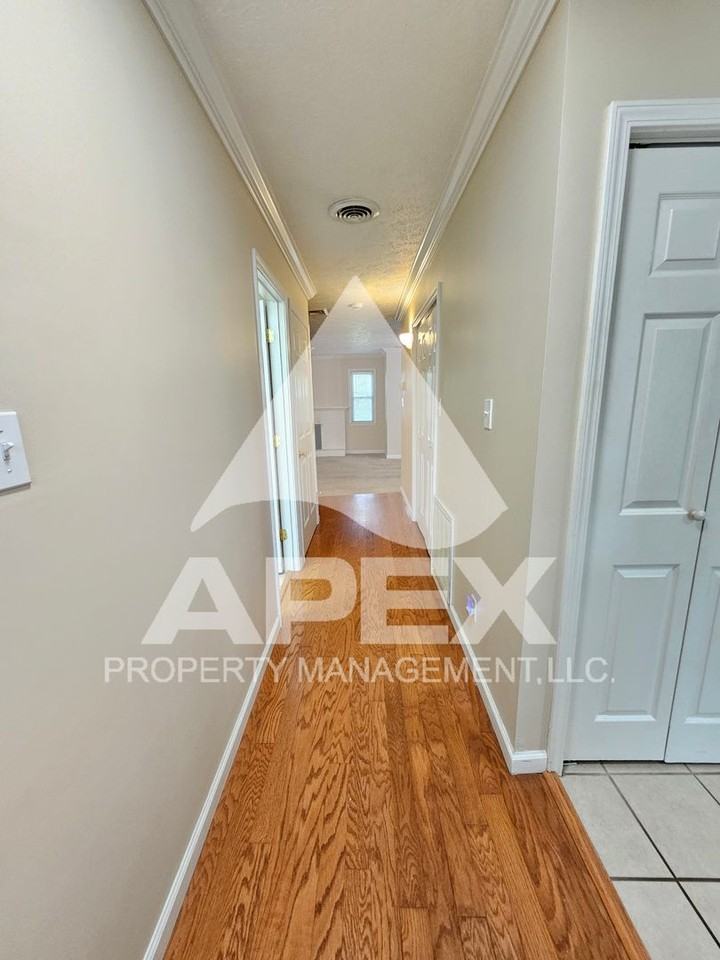 9515 Hidden Oak Way - Photo 2 of 31