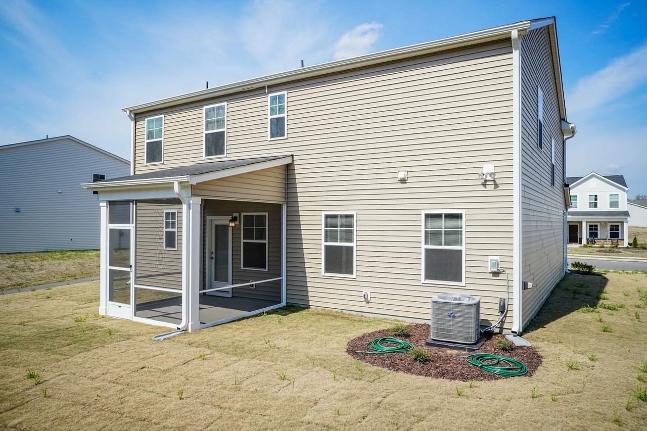 611 Roy Adams Rd - Photo 5 of 32